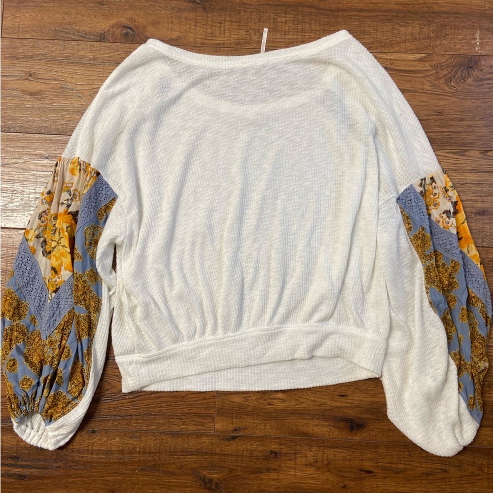 Free People Casual Clash Floral Thermal Balloon Long Sleeve Top Women M - Picture 7 of 7